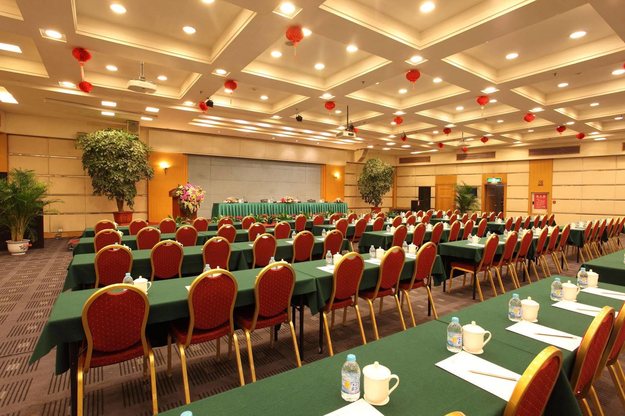 Weilai Conifer Hotel Csengcsou Kültér fotó